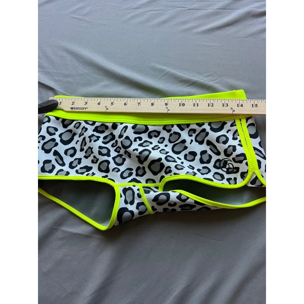 GlideSoul Neoprene Water Shorts Womens Medium Leopard Print Neon Yellow Surfing